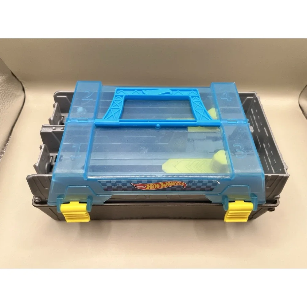 Hot Wheels 2015 Race Case Dual Lane Launcher and Storage Toolbox